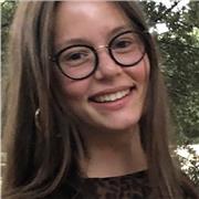 Etudiante en droit offre soutient scolaire primaire + collège, toutes matières confondues